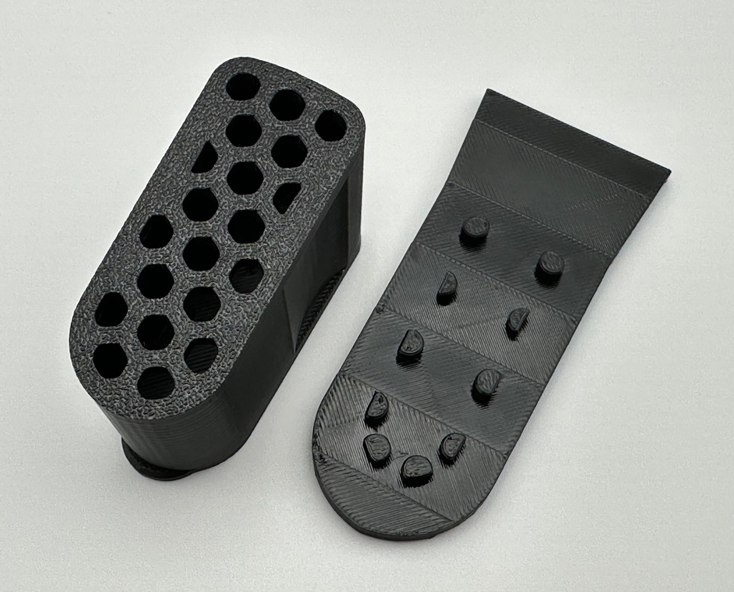 SBA3 Storage Plug Insert Container with Clip-On Lid and Optional Rubber Pad