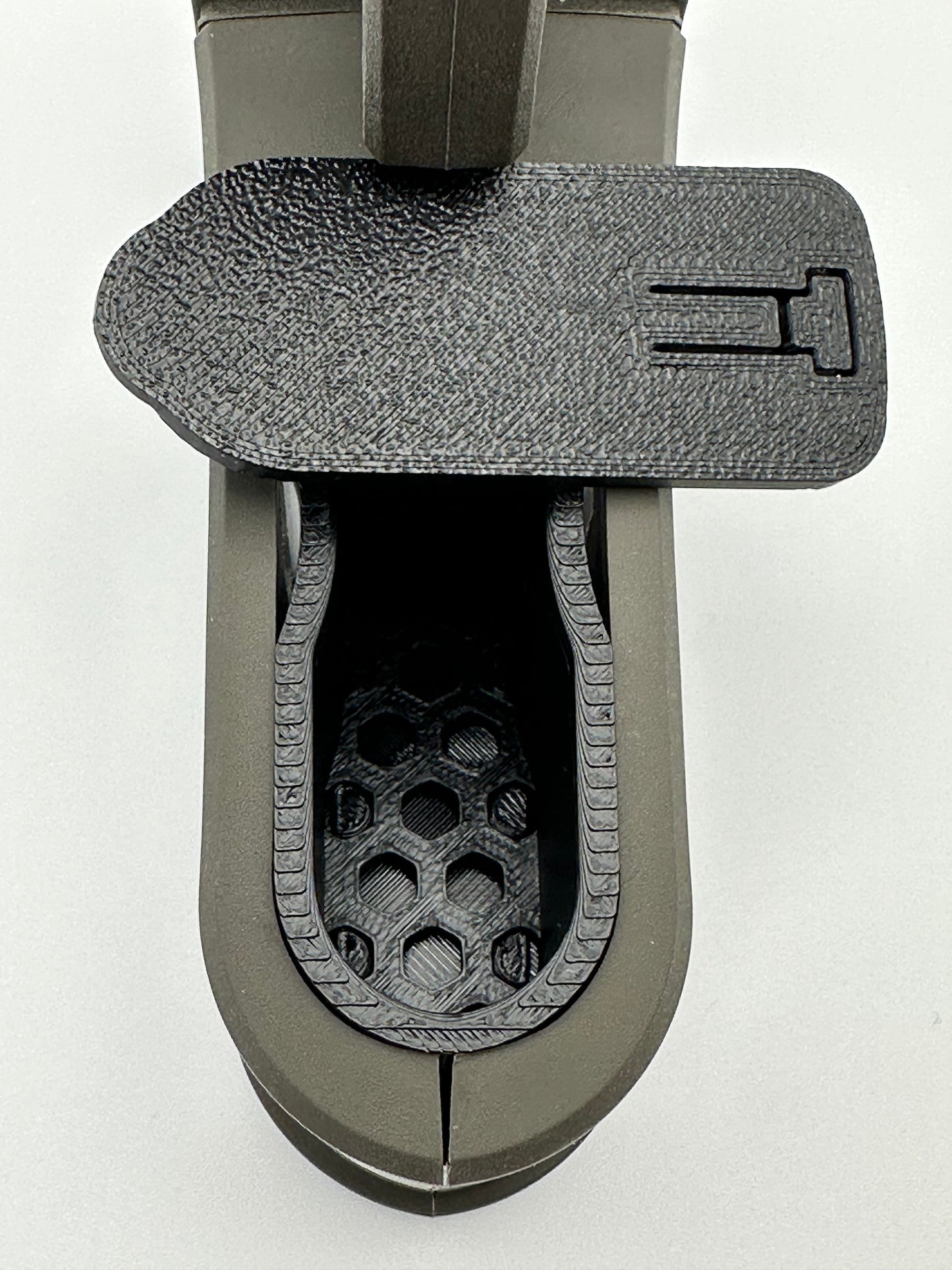 SBA3 Storage Plug Insert Container with Clip-On Lid and Optional Rubber Pad