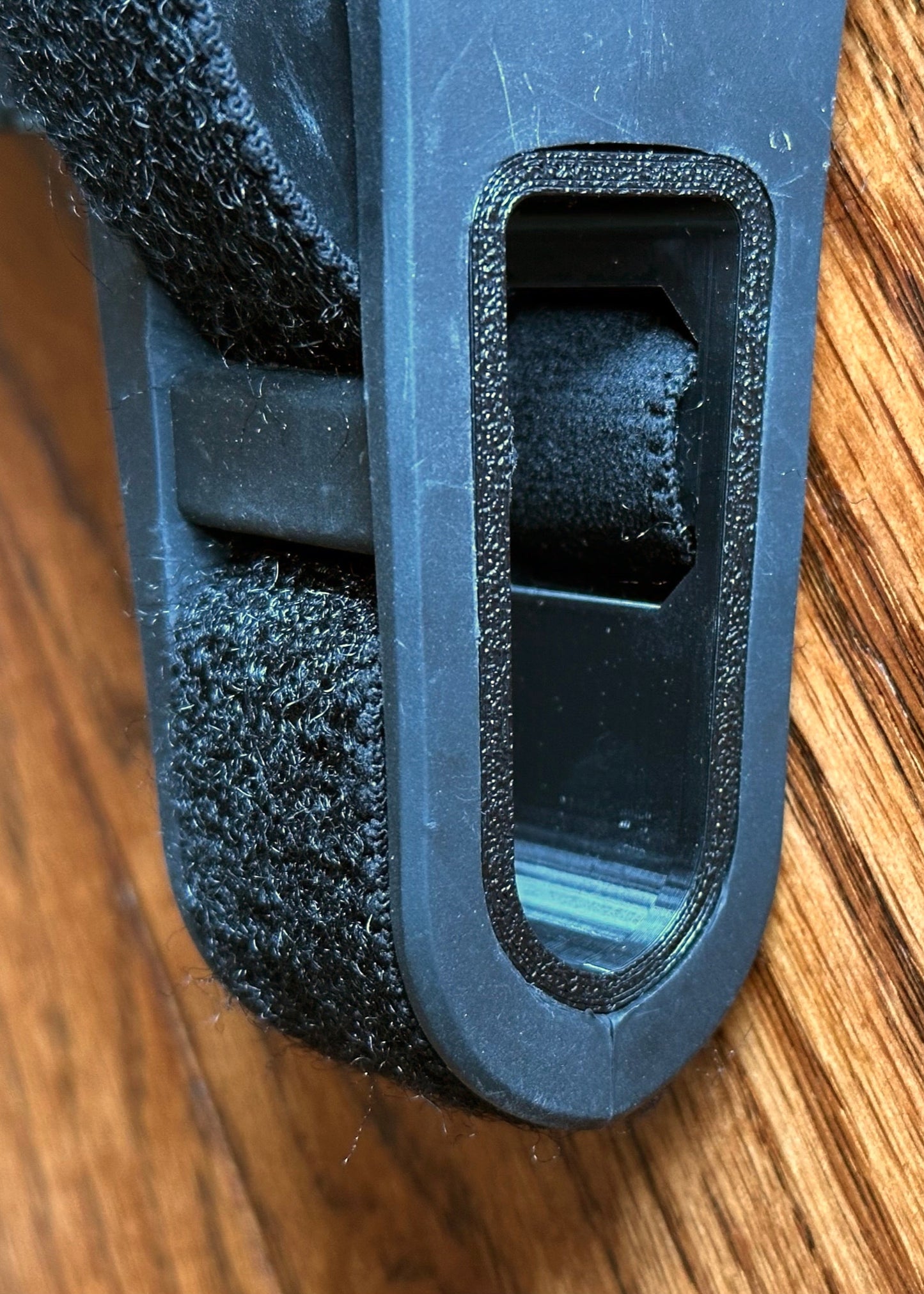 SBA3 Storage Plug Split Fix Insert Shape Maintainer Stealth Design - Strap Lock